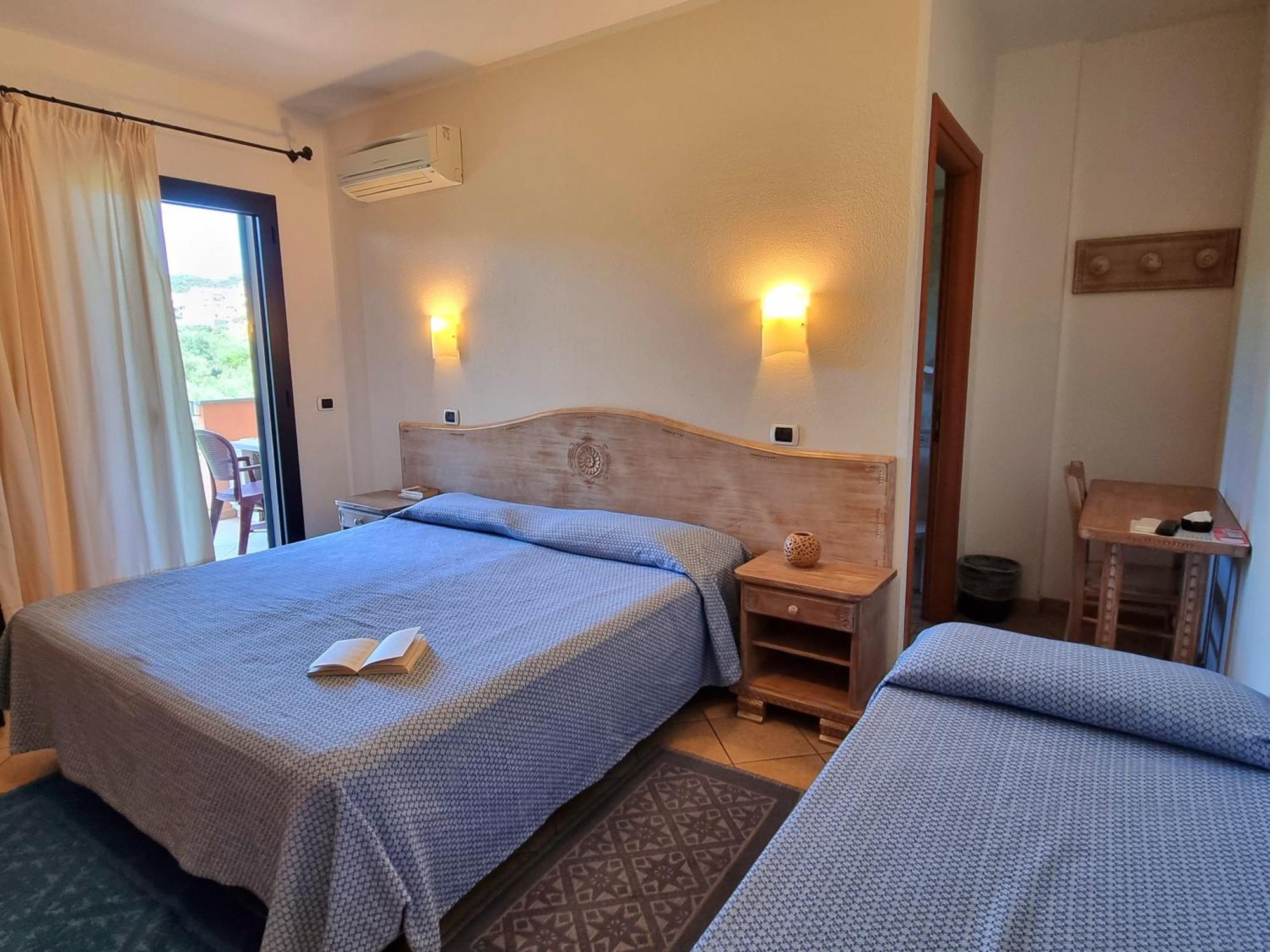 Hotel Delle Isole La Maddalena  Extérieur photo