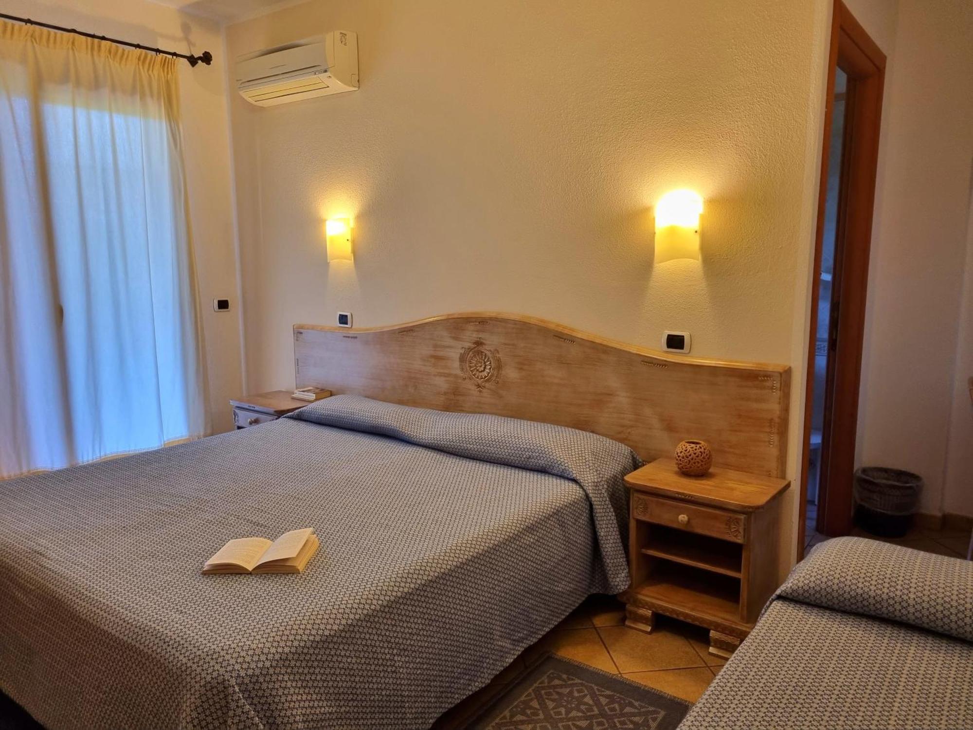 Hotel Delle Isole La Maddalena  Extérieur photo